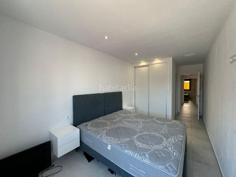 Foto 5315e637-27e9-4c6b-9f32-2e5c6f5bdcf2. Apartment in calle hermanos bazan in Centro - Muelle Pesquero Torrevieja