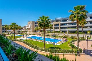 Apartament a Calle de pablo picasso. Precioso apartemento en orihuela costa  playa flamenca de 2 dorm