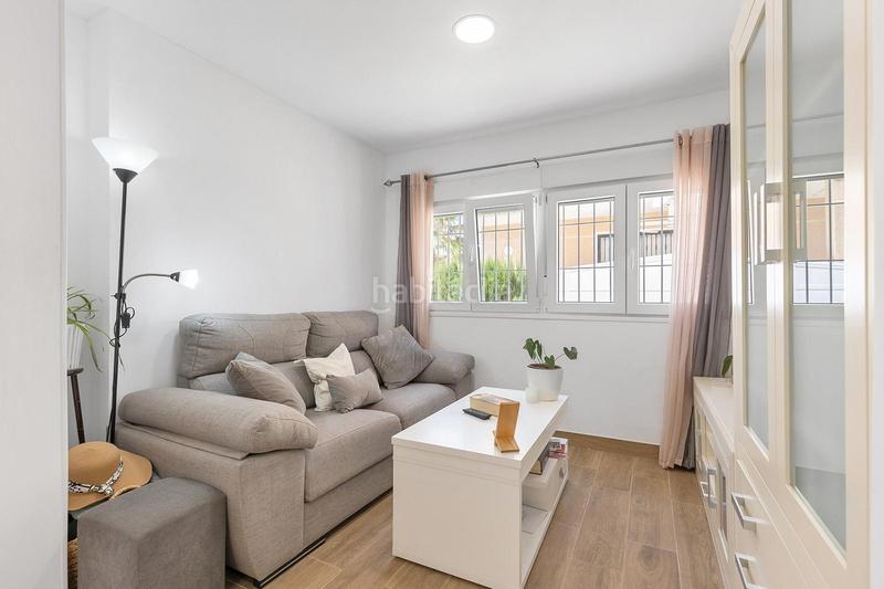 Foto 6b02b117-06b5-4c24-9c29-67b160e297f6. Maison dans calle salzillo dans La Zenia Orihuela