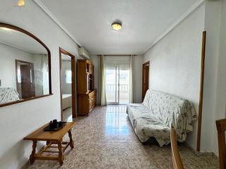Apartment in Calle zoa. Apartamento de 2 dormitorios 1 baño en torrevieja