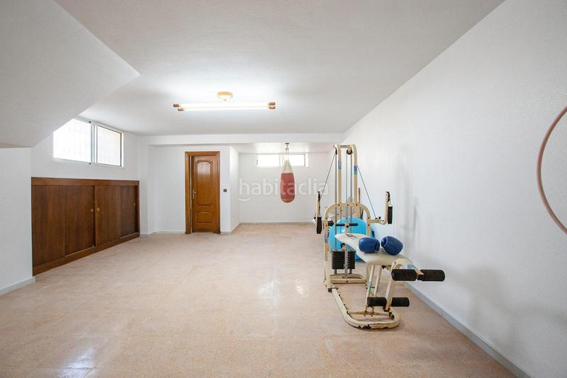 Foto b6f4c8a5-89aa-4af5-9d87-eef6b98ce18d. Chalet in calle salvador de madariaga in Zona Carrefour - Urbanizaciones Torrevieja