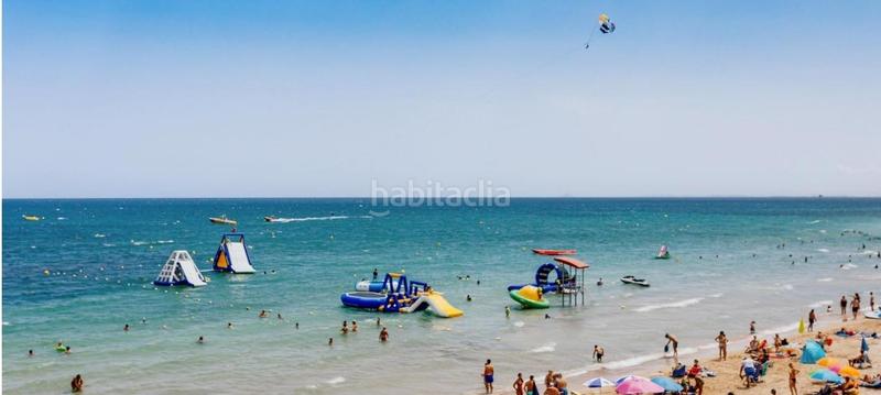 Foto 8a0ab853-e20c-4215-bca9-e048193560b9. Chalet in calle saavedra fajardo in Campoamor Orihuela