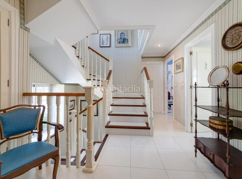 Foto 95fa81e1-09bc-4890-abaa-a29cc33f4e39. Chalet in calle saavedra fajardo in Campoamor Orihuela