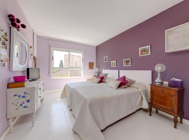 Foto eb08d3da-d166-4a8f-99da-184999d0e6f7. Chalet in calle saavedra fajardo in Campoamor Orihuela