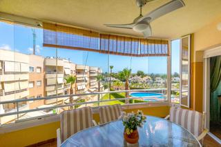 Apartament a Jorge manrique. Apartamento de 3 dormitorios 2 baños en orihuela costa  campoamo