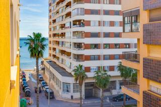 Apartamento en Calle valencia 8. Apartamento de 2 dormitorios 1 baño a 75 metros del mar en torre