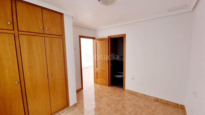 Foto e818444d-8827-4ab1-b6e9-19252035bd43. Apartament a calle los emilios a nueva Torrevieja Torrevieja