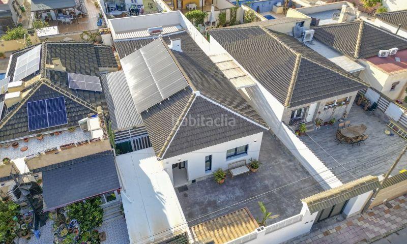 Foto abda7073-5dc8-4629-9eb0-bbf20355eb86. Chalet con riscaldamento piscina in Zona Carrefour - Urbanizaciones Torrevieja