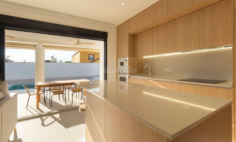 Foto ac25155e-fd3e-4925-bba2-10f2650c12e4. Chalet con riscaldamento piscina in Zona Carrefour - Urbanizaciones Torrevieja