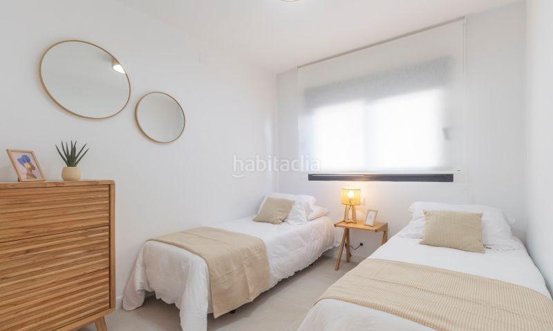 Foto f8be12cf-14a9-4edd-9f48-1670b1fe73d0. Chalet con riscaldamento piscina in Zona Carrefour - Urbanizaciones Torrevieja