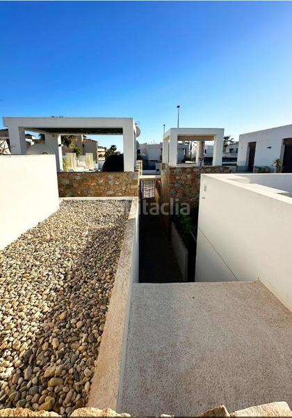 Foto 38ea452a-e23d-4d3c-8ed9-095542cb9ea9. Chalet villa con piscina en lomas de cabo roig costa en Orihuela