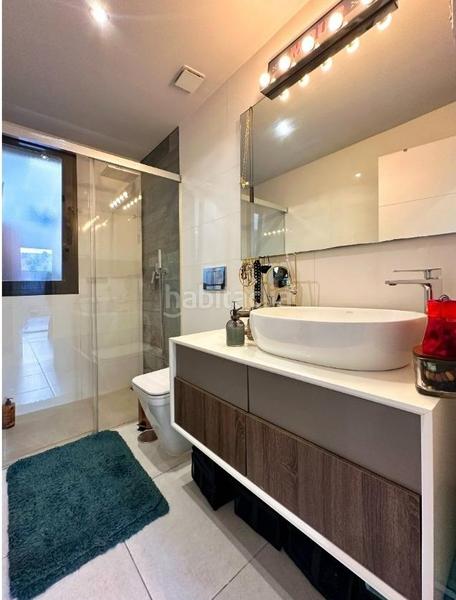 Foto 7861538d-416a-4f34-8451-cb65bd1ffa39. Chalet villa con piscina en lomas de cabo roig costa en Orihuela