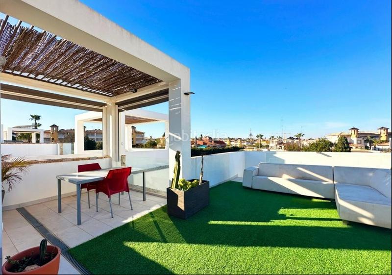 Foto b1505153-db2c-457c-9f54-ee8ac42551b6. Chalet villa con piscina en lomas de cabo roig costa en Orihuela