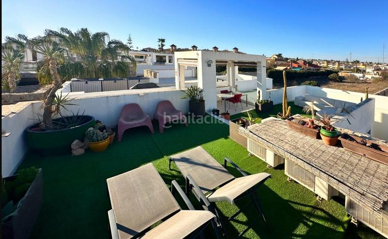 Foto bf26e5d8-e697-4b10-9509-7dd616ed15a1. Chalet villa con piscina en lomas de cabo roig costa en Orihuela