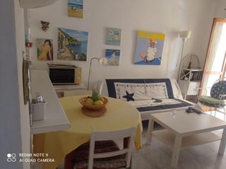 Maison à Avenida parís. Bungalow en planta alta con piscina comunitaria  zona aguas nuev