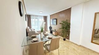 Apartament a Avenida purisima. Apartamento de 2 dormitorios 2 baños en playa del cura torreviej