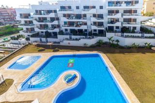 Àtic a Calle cabo verde. Apartamento de 2 dormitorios 2 baños en orihuela costa  villamar
