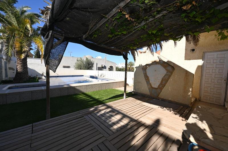 Foto 5bb72d3c-47ed-4d35-9147-687d291d3793. House in calle cabo de palo bal 2 in Los Balcones y los Altos Orihuela