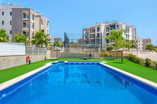 Apartament a Villamartín. Apartamento de 2 dormitorios 2 baños en orihuela costa  villamar