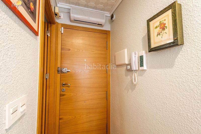 Foto 797eaa94-cbac-43e9-8b89-038bff8a2faa. Apartamento en calle doña sinforosa apartamento de 3 dormitorios 2 baños alicante en Torrevieja