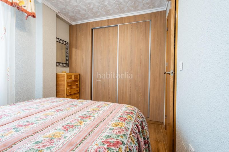 Foto bd4e6f53-7bc4-42ab-8156-ec0b88bd5701. Apartamento en calle doña sinforosa apartamento de 3 dormitorios 2 baños alicante en Torrevieja