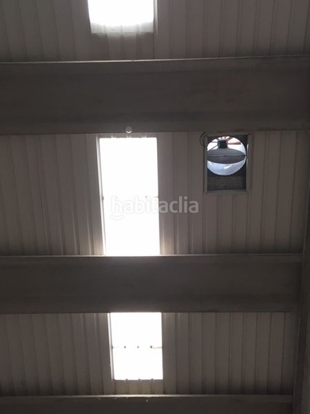 Foto 98118ea9-c3fd-4638-b78a-d31ed2d73612. Alquiler nave industrial nau industrial en lloguer, de planta baixa, altell i pati davanter. ubicada a polígon de la mirona. en Salt