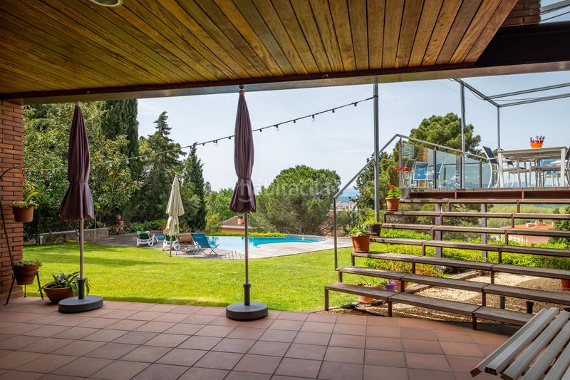 Foto 803a0554-7fc4-485f-993c-b492a75c25c3. Chalet con riscaldamento parcheggio piscina in Montjuïc Girona