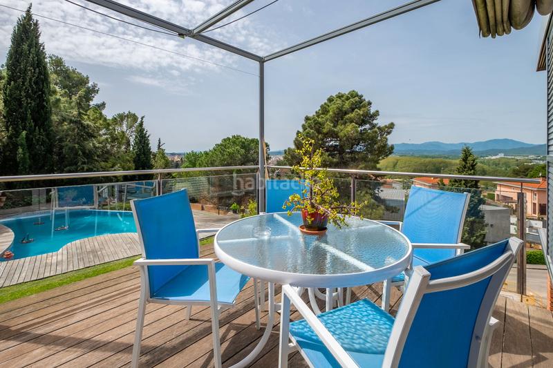Foto 9756ac3f-2386-4364-9b38-b327023fcb95. Chalet con riscaldamento parcheggio piscina in Montjuïc Girona