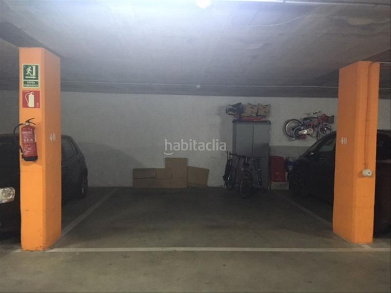 Foto fd48197b-feb3-4d96-8050-8e7eea24982c. Affitto posto auto in carrer marquès de caldes de montbui 3 in Girona