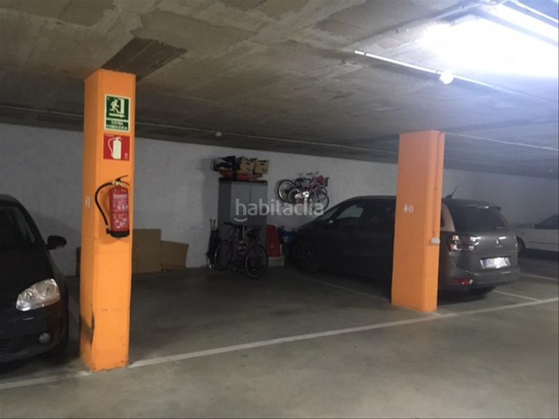 Foto a5f321d3-e181-424c-adfe-d2294718534e. Miete autoparkplatz in carrer marquès de caldes de montbui 3 in Girona