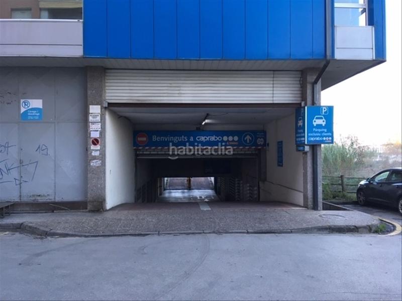 Foto 9359a81c-910c-49bf-a114-541bc6ade1f8. Affitto posto auto in carrer de santa eugènia 122 in Girona