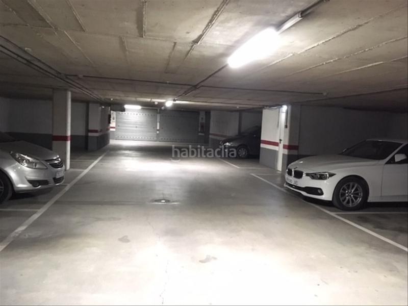 Foto 129244d6-f9dc-4b2e-a54e-bffc8b8384a4. Alquiler parking coche en carrer de santa eugènia 122 pk per cotxe petit/mitjà staeugenia120 en Girona