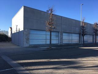 Lloguer Local Comercial a Passeig de la crosa 20. Local de 108m2 (possibilitat ampliable fins  218m2)