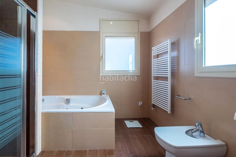 Foto b343b98d-0e0f-47ac-bc19-7e94fb9be065. Xalet amb calefacció aparcament a Sant Hilari Sacalm