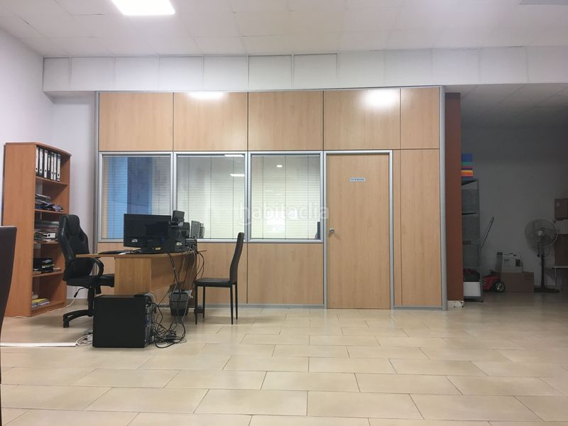 Foto 7ec929c9-01bd-4fb4-86b7-3ed952f3c06e. Local comercial a La Devesa Girona