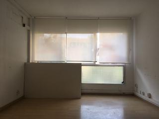 Location Bureau  Ronda sant antoni maria claret. Oficina al centre de girona