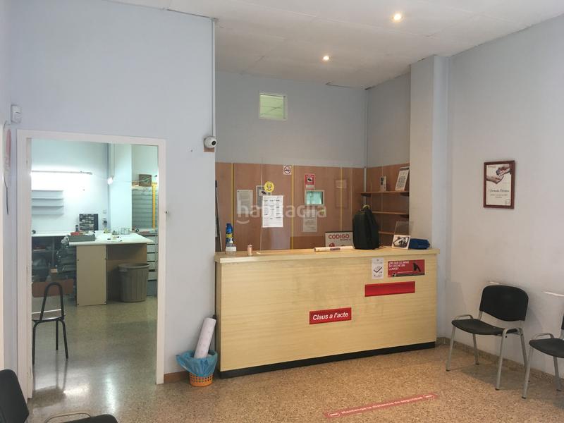 Foto 1d57c4e4-0c89-4f4e-9573-1074a3f8e6c1. Affitto locale commerciale in carrer del riu freser 16 in Girona