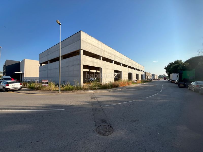 Foto c656e838-bd94-44d2-8e33-a1539e678be2. Alquiler nave industrial en carrer del mas pla 17 nau industrial aïllada en Fornells de la Selva