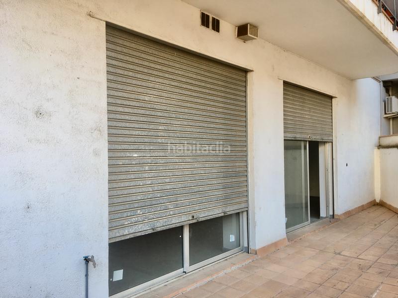 Foto 477eccbf-dbdd-44fe-a7b3-949688b83913. Local comercial a carrer salvador dabau i caussa 8 a Girona