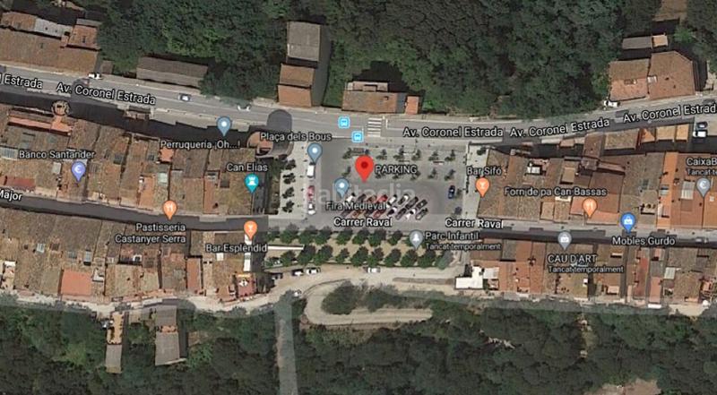 Foto 1bf22a42-5db1-44be-9e18-04483247480d. Edificio edifici terciari / residencial al centre del poble. en Hostalric