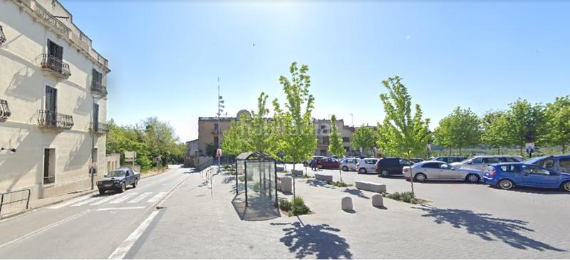 Foto 9b5db5bf-7267-4eeb-89b8-69b894722e17. Edificio edifici terciari / residencial al centre del poble. en Hostalric