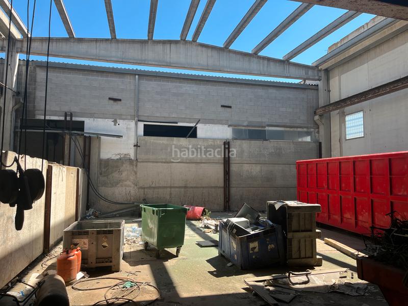 Foto f6534bf0-6390-46cf-8699-f7af7830d402. Nau industrial a Celrà