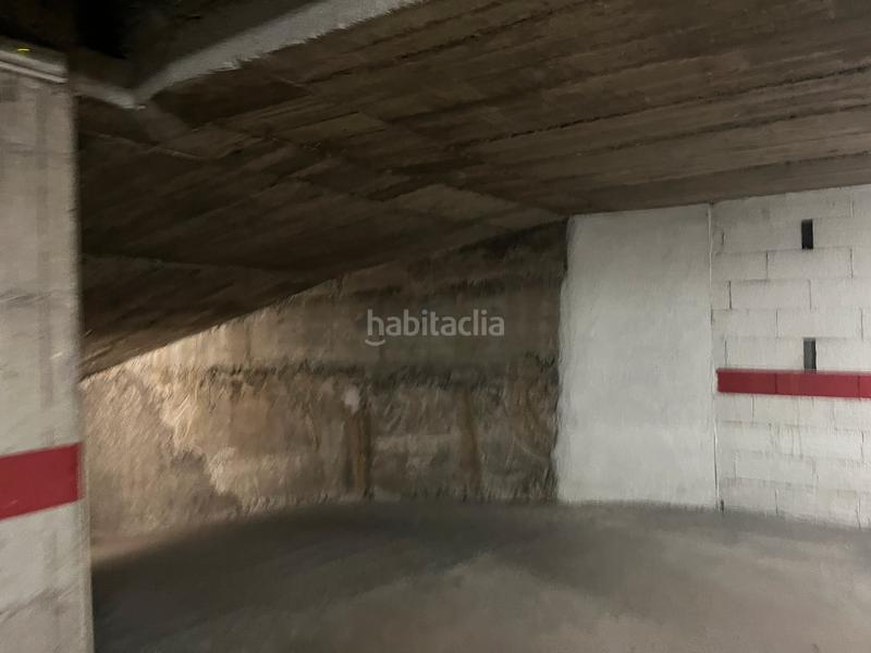 Foto 45bbb585-a702-4a1a-aa2b-06ec799995e9. Parking coche en carrer bailèn 8 pk per cotxe de 11m2. en Girona