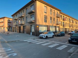 Lloguer Local Comercial a Carrer mas pla 5. Local al centre cornellà del terri de 360m2 amb molta visibilita