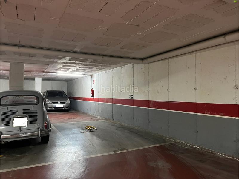 Foto 3ae3139d-16c1-4f03-bfa2-cdc23a57b893. Aparcament cotxe a carrer de bernat boades 31 a La Devesa Girona