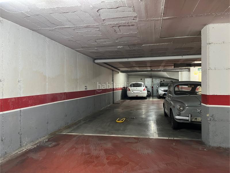 Foto 476dd503-430f-4095-931d-cfb9c90207f7. Aparcament cotxe a carrer de bernat boades 31 a La Devesa Girona