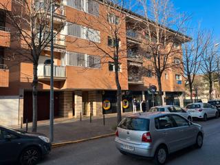 Aparcament cotxe a Carrer de bernat boades 31. Pàrquing en venda per cotxe mitjà