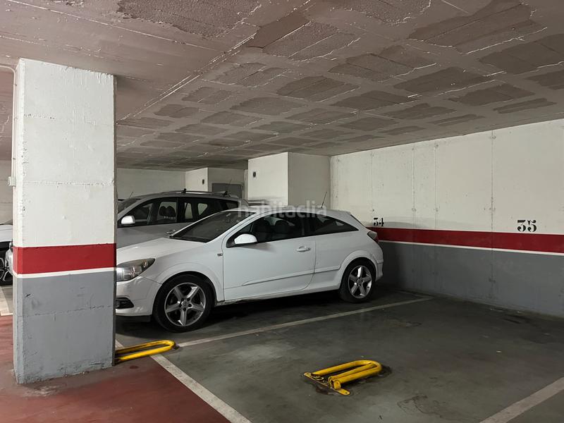 Foto 6d72a891-1b22-4c93-838e-03c41c0d51f9. Aparcament cotxe a carrer de bernat boades 31 a La Devesa Girona