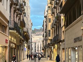 Oficina a Centre-Barri Vell. Estudi al barri vell de girona.