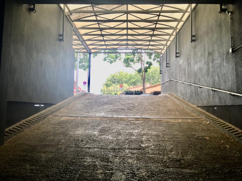 Foto 7fa35bac-b223-4043-bc6a-9da4f263150d. Posto auto in carrer de la riera de bugantó 7 in Palau Girona